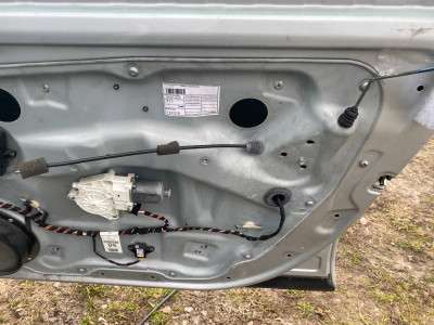 Дверь передняя правая Mercedes GL X164