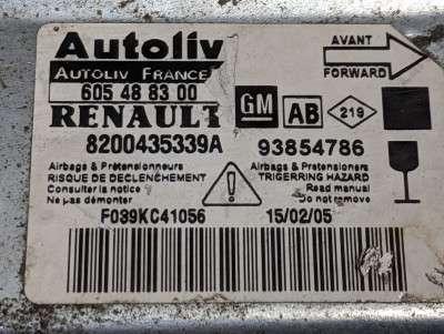Блок керування подушками безпеки Renault Trafic II, Opel Vivaro II, Nissan Primastar II (2001-2006) дорестайл