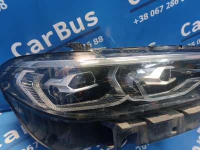 Фара передня права BMW X7 G07 (2018-2022)
