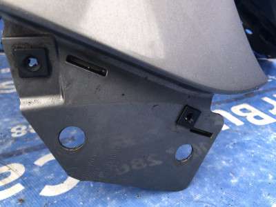 Крило переднє праве Volkswagen Touareg (2007-2010) рестайл