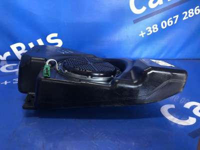 Сабвуфер Ford Escape 3 FL ( 2012 - 2019 )