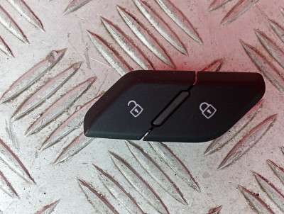Кнопка центрального замка Audi E-TRON