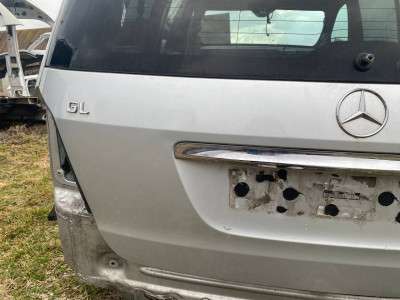 Кришка багажника (двері) Mercedes GL X164