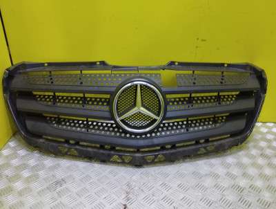 Решетка радиатора Mercedes-Benz Sprinter W 906 (2014-2018) рестайл