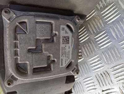 Фара передня права BMW X5 E70 (2010-2013) рестайл