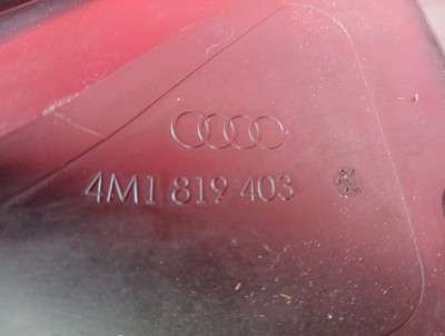 Жабо (пластик зливовий) Audi Q7 4M(2015-2020)