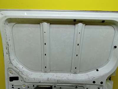Дверь сдвижная правая Renault Trafic II, Opel Vivaro II, Nissan Primastar II (2001-2006) дорестайл
