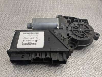 Моторчик склопідйомника Volkswagen Touareg (2003-2006) дорестайл