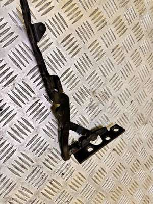 Петля капота права BMW X5 E53 (2003-2006) рестайл