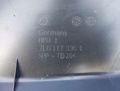 Диффузор радиатора интеркуллера передний Volkswagen Touareg (2007-2010) рестайл