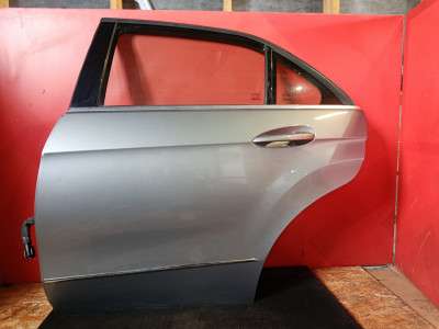 Дверь задняя левая E-class W212