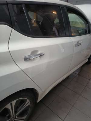 Двері задні праві Nissan Leaf II 2018-2024