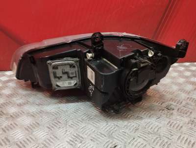Фара передня права BMW X5 E70 (2010-2013) рестайл