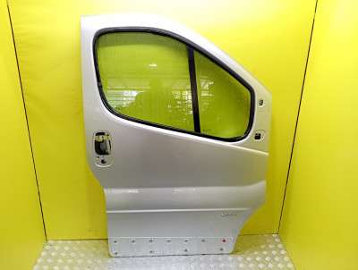 Двері передні праві Renault Trafic II, Opel Vivaro II, Nissan Primastar II (2006-2014) рестайл