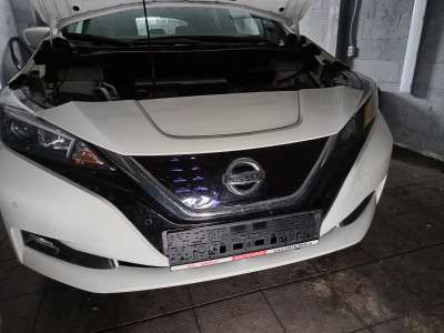 Бампер передній Nissan Leaf II 2018-2024