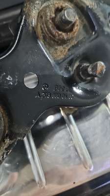 Замок капота Mercedes ML W164 (2005-2011)