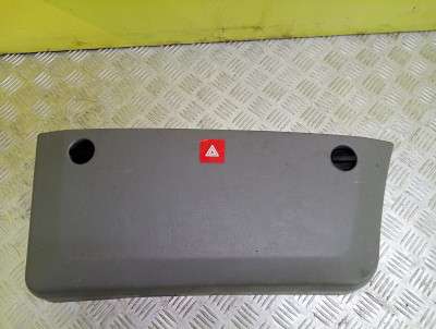 Крышка в дверь под аварийный знак Mercedes-Benz Sprinter W 906 (2006-2014) дорестайл