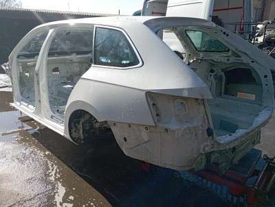 Кузов Четверть Передня Ліва Четверть Передня Права Четверть Задня Ліва Четверть Задня Права Ланжерон Skoda Superb 3 Combi B8 (2015-2019)