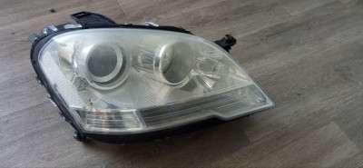 Фара передняя правая Mercedes ML W164 (2005-2011)