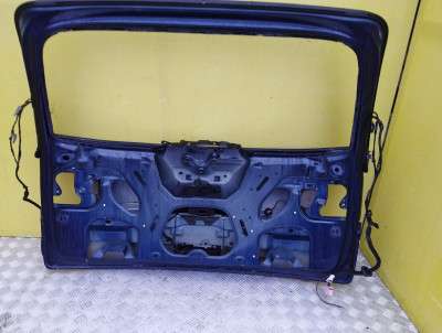 Кришка багажника (двері) Volkswagen Touareg (2003-2006) дорестайл