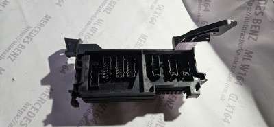 Блок предохранителей Mercedes ML W164 (2005-2011)