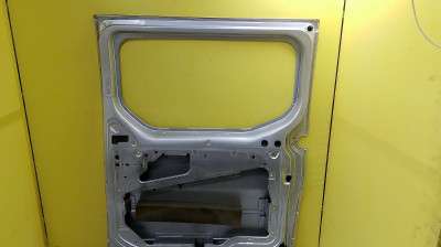 Дверь сдвижная правая Renault Trafic II, Opel Vivaro II, Nissan Primastar II (2006-2014) рестайл