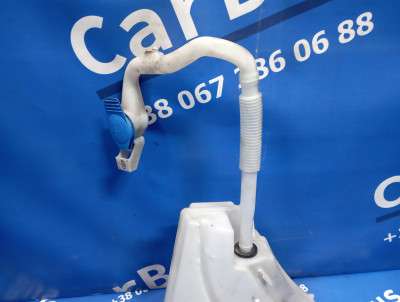 Бачок омивача (омивач скла, фар) Volkswagen Touareg FL (2015-2018) - 3