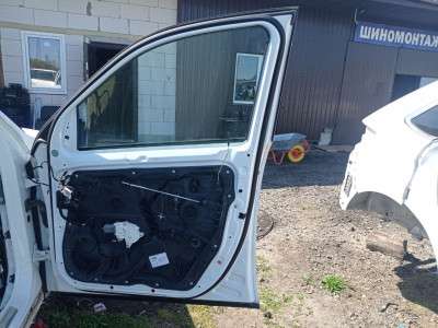 Дверь передняя правая Mercedes GL X166