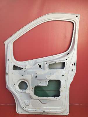 Двері передні праві Renault Trafic II, Opel Vivaro II, Nissan Primastar II (2006-2014) рестайл