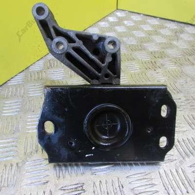 Подушка кріплення двигуна Renault Trafic II, Opel Vivaro II, Nissan Primastar II (2006-2014) рестайл