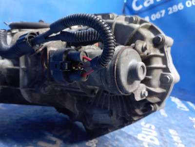 Роздавальна коробка (роздатка) Volkswagen Touareg (2003-2006) дорестайл