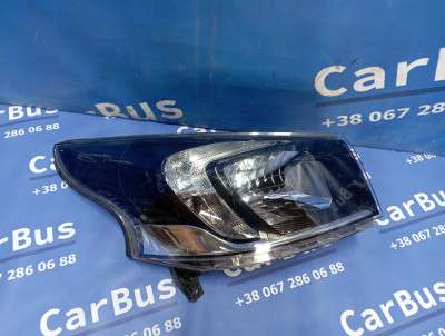Фара передня права Renault Trafic III, Opel Vivaro III (2014-2020)