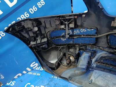Бампер передній Volkswagen Touareg (2003-2006) дорестайл