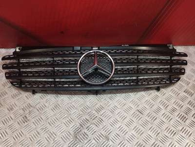 Решетка радиатора Mercedes-Benz Vito W 639 (2003-2010) дорестайл