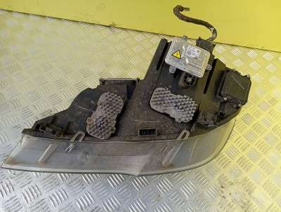 Фара передня права BMW X5 E70 (2010-2013) рестайл