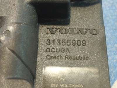 Блок керування паливним насосом VOLVO XC90 - 4