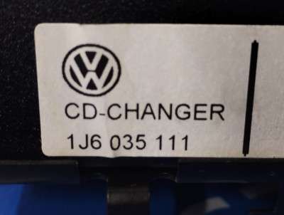 Ченджер компакт-дисків CD-ченджер Volkswagen Touareg (2003-2006) дорестайл