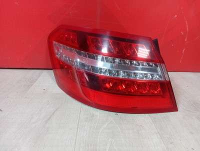 Фонарь задний левый E-class W212