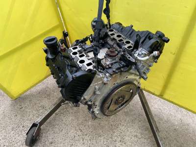 Двигун CRCA 3.0 TDI Volkswagen Touareg NF (2010-2014)