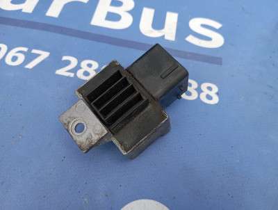 Реле свечей накала Renault Trafic II, Opel Vivaro II, Nissan Primastar II (2006-2014) рестайл