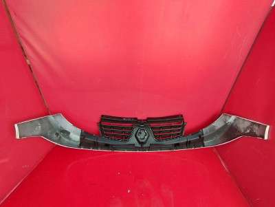 Накладка бампера переднего центральная Renault Trafic II, Opel Vivaro II, Nissan Primastar II (2006-2014) рестайл