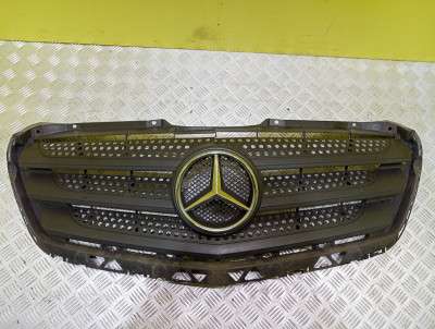 Решітка радіатора Mercedes-Benz Sprinter W 906 (2014-2018) рестайл